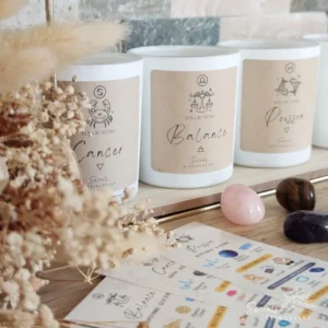 bougie astrologie cire végétale soja, parfum de Grasse, fabriquée en Occitanie, dans l'Aude, à Saint Marcel sur Aude près de Narbonne